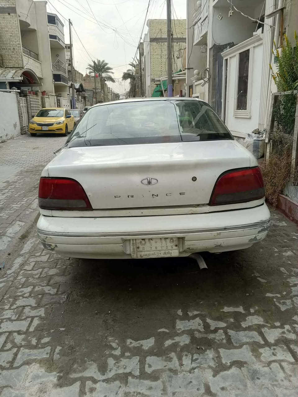 السلام عليكم سياره فراشة موديل ٩٥
سياره جاهزه للعمل محرك كير شغال
السعر ٢٦ 
***********
