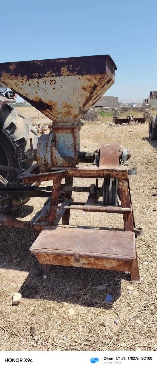 سلام عليكم اخوان اي شخص عندو حنطه شعير يحب يجرشهن عدنا جاروشه اي مكان بل موصل نوصلك التواصل عل رقم *********** او عل فيس متواجد

