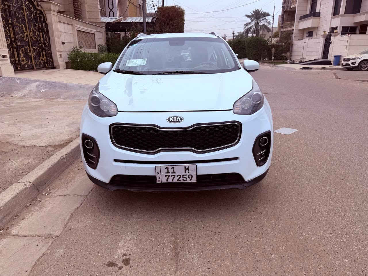 سبورتج خليجي السونار مرفق نص جاملغ ونص باب السياره روجزه مفتوحه فقط مكينه كير تخم تاير حساس شاشه كامره رقم انكليز تحويل مباشر حساس سياره جاهزه من كل النواحي السعر 153قفل بيه حق الجيه فقط اتصال ***********  او *********** مكان السياره البلديات او وزاره النفط بغداد, العراق
