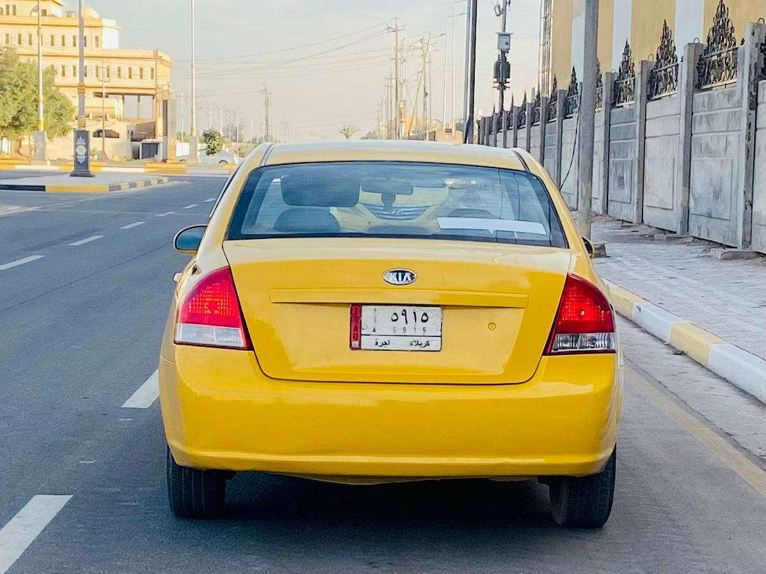 السلام عليكم للبيع كيا سبكترا مديل 2009 وارد امريكي حادثه جاملغ امامي فقط والباقي مكفول موصفات شاشه كامره مكينه 2000 دوش سنويه لغاية 28 مصفره هيه وغرمات السياره جديده حيل وجاهزه واي نقص مابيه كير مكينه مكفولات حداديه تخم تاير تبريد ثلج السعر 83 لاستفسار اكثر لاتصال على الرقم *********** مكان السيارة كربلاء مكلف بل نشر
