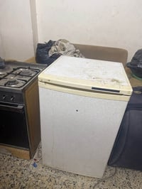 احنا طلاب وتعرضت شقتنا لتماس كهربائي الغراض كلها نظيفه بس هذا باودر ما...