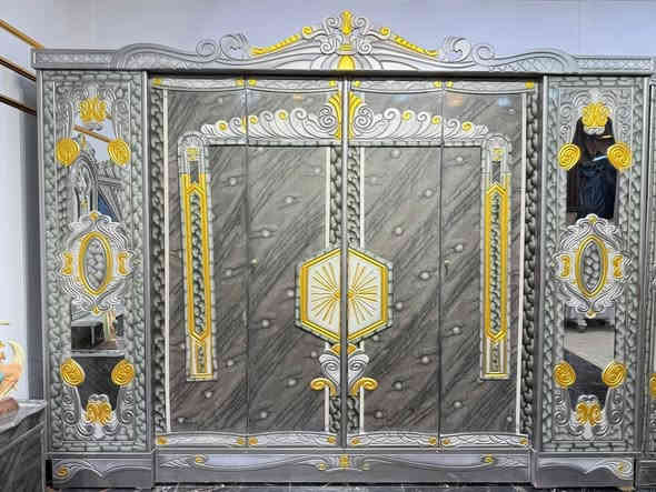 السعر مليون دينار فقط  

غرفه نوم داخل معاكس خشب 3 ملم
خارج تحفير sns انديف 5 ملم

الصبغ حراري درجة اولى

زاويه تصميم كنتوري بارتفاع الكنتور

السرير بلاويد اسود 6ارجل

قياس الكنتور ارتفاع 2.40 وعرض 3.20
 
يوجد توصيل الى جميع المحافضات وباسعار مناسبه

للحجز والاستفسار مراسله الصفحة
يوجد واتساب ***********
