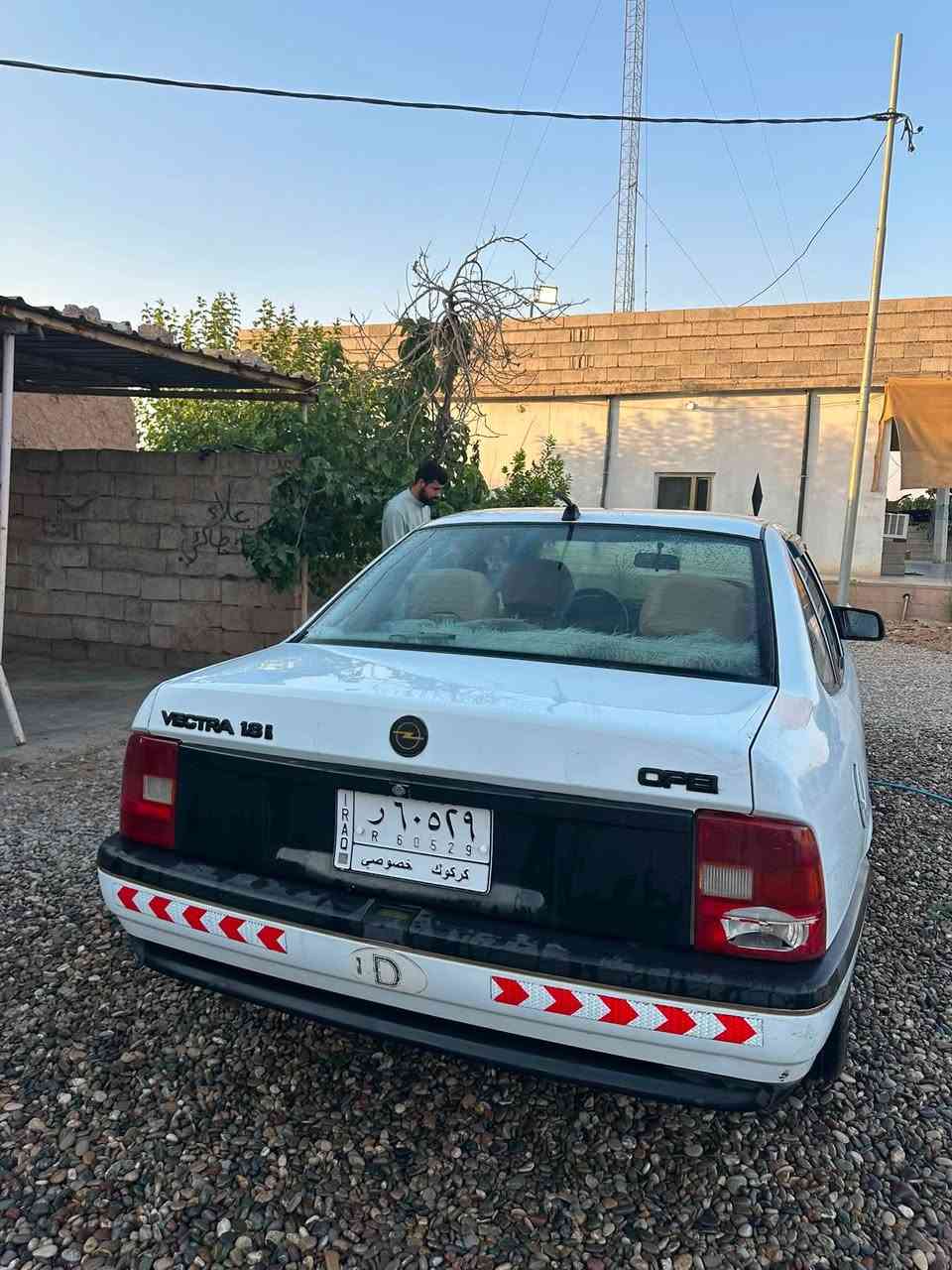 اوبل فكترا موديل 90 محرك 18 سيارة جديد سنوية لـ 28 الشراي يتصل ***********
