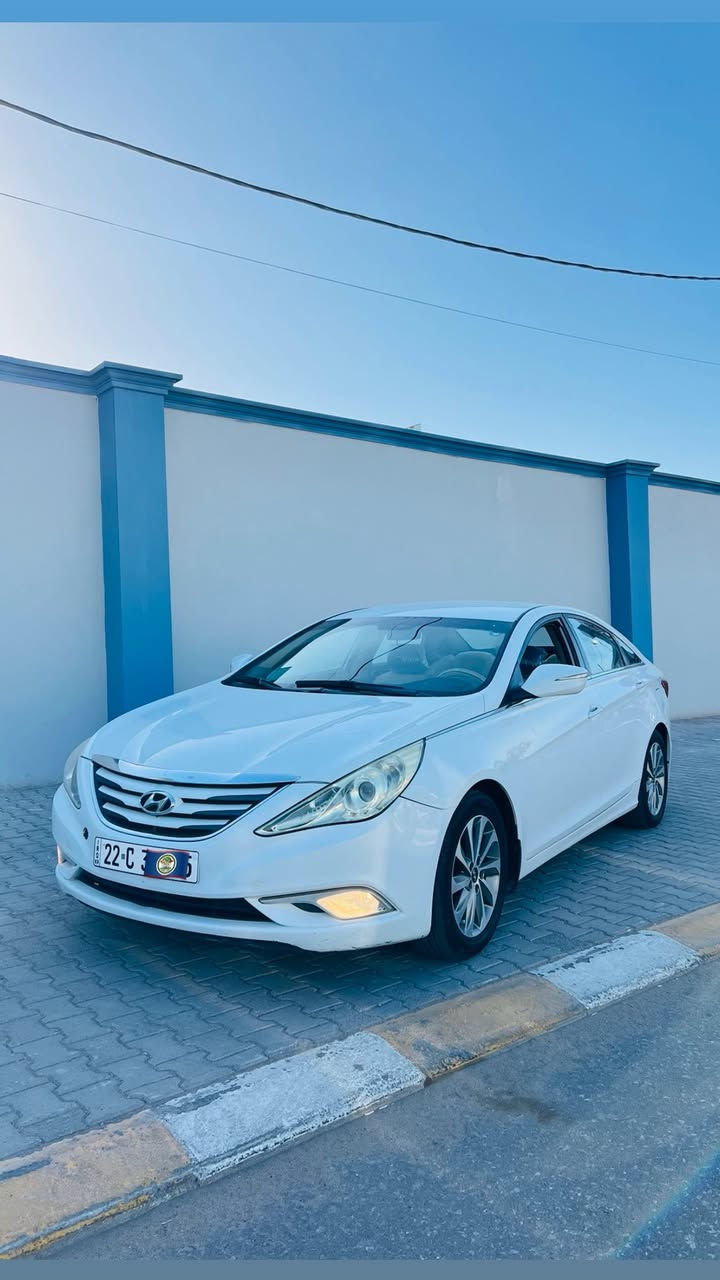 (( السعر 125 وبيه مجال بصيط))
للبيع سوناتا خليجي

موديل 2013 محرك 2400 دوش

فول مواصفات عدى البصمه 

كشنات كهرباء

تحكمات استيرن جهتين

كشنات تدفئ تبريد 

شفتات ستيرن

اشاير بل مري 

تبريد خلفي

شاشة

كامرة خلفية 

حساسات خلفية 

مري شفط

4 دسك 

داخل لونين 

تبريد قطعتين 

5 ويل كب كروم 

ماشيه 160

تبريد ثلج ❄️

رقم أربيل دولي تريد وكاله تريد تحويل سياره مكفولة كفالة عامة حتى من الشخط بيه بس بارد مكان صغير كلش كد شبر والباقي مكفول مكان نجف غير متواجد عل فيس الرقم ***********
