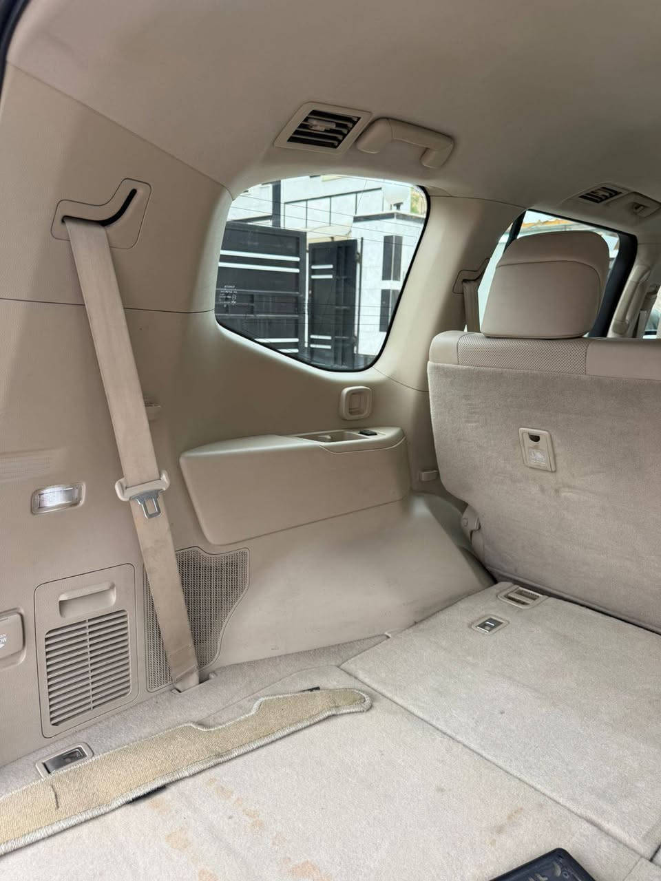 السلام عليكم للبيع موديل 2022 توين تيربو GXR
فول موصفات 
مكفولة من الصبغ وضربة فقط بيهة 
بارد قليل بل باب السايق 

امغلفة PPF
رقم بغداد مابيهة اي نقص 

السعر ٦ شدات وبيهة مجال 
***********j
