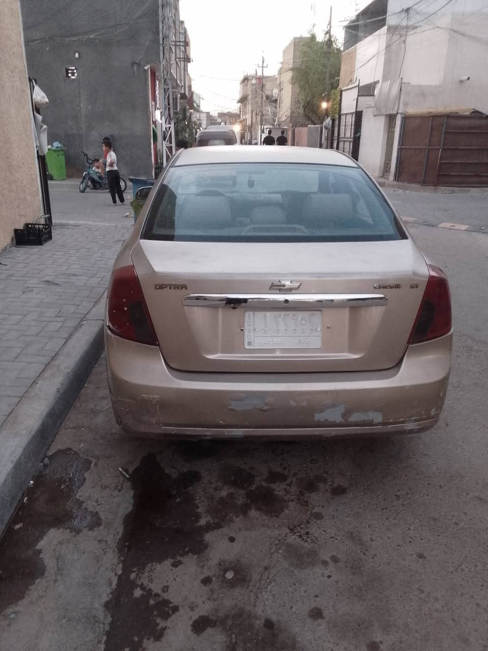 السلام عليكم عندي فورنزة  للبيع موديل موديل 2007 مكينة وكير مكفلات من التنقيص وتبخير تبريد ثلج صدر جديد بس بيهة ضربة ترجع علة البارد ترجعة ب 80 الف ريدها 56 وبيهة مجال مال جية ***********
