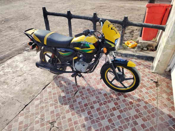 سلام عليكم بوكسر ٢١ أوراق كامله السعر ٨٧٥ بيه مجال قليل مكان كنعان خاص مرد اتصال ودلل ***********
