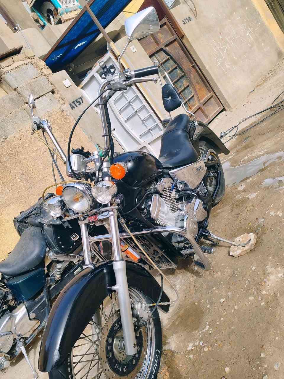 هوندا ستيد 400cc اوراق
كفاله عامه مكينه بل كارتون 
السعر مليون و550 الف 
شلعه بطناش  ومعدل مال مطارح
بلوجكترات اماميه زنون 
صالنصات رياضي صوت طرب 
جاهزة لتخابرني تسال جاهزة
تنكر سلف وترايك علئ لسانك 
مكاني بغداد البياع الشهداء 
***********
