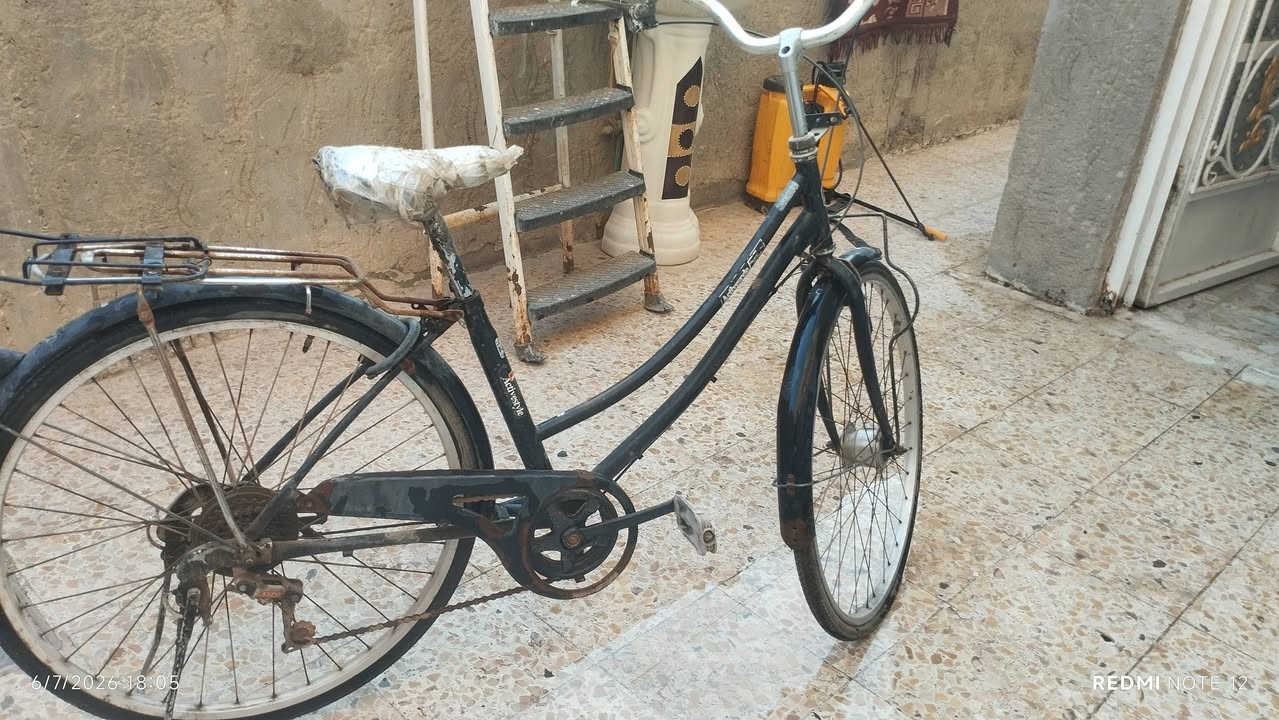 السلام عليكم باسكل للبيع حجم 26
بدال حساس نضيف كلش سعرة 70 الف وبي مجال


**إذا كنت صاحب هذا الإعلان وتريد حذفه لأي سبب، رجاءا أرسل رسالة إلى الدعم الفني**