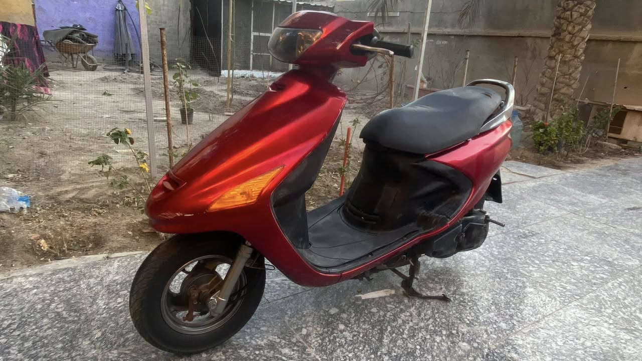 سلام عليكم
دراجه للبيع كامله مانقصه اي شي سعر 550 الف رقم ***********
