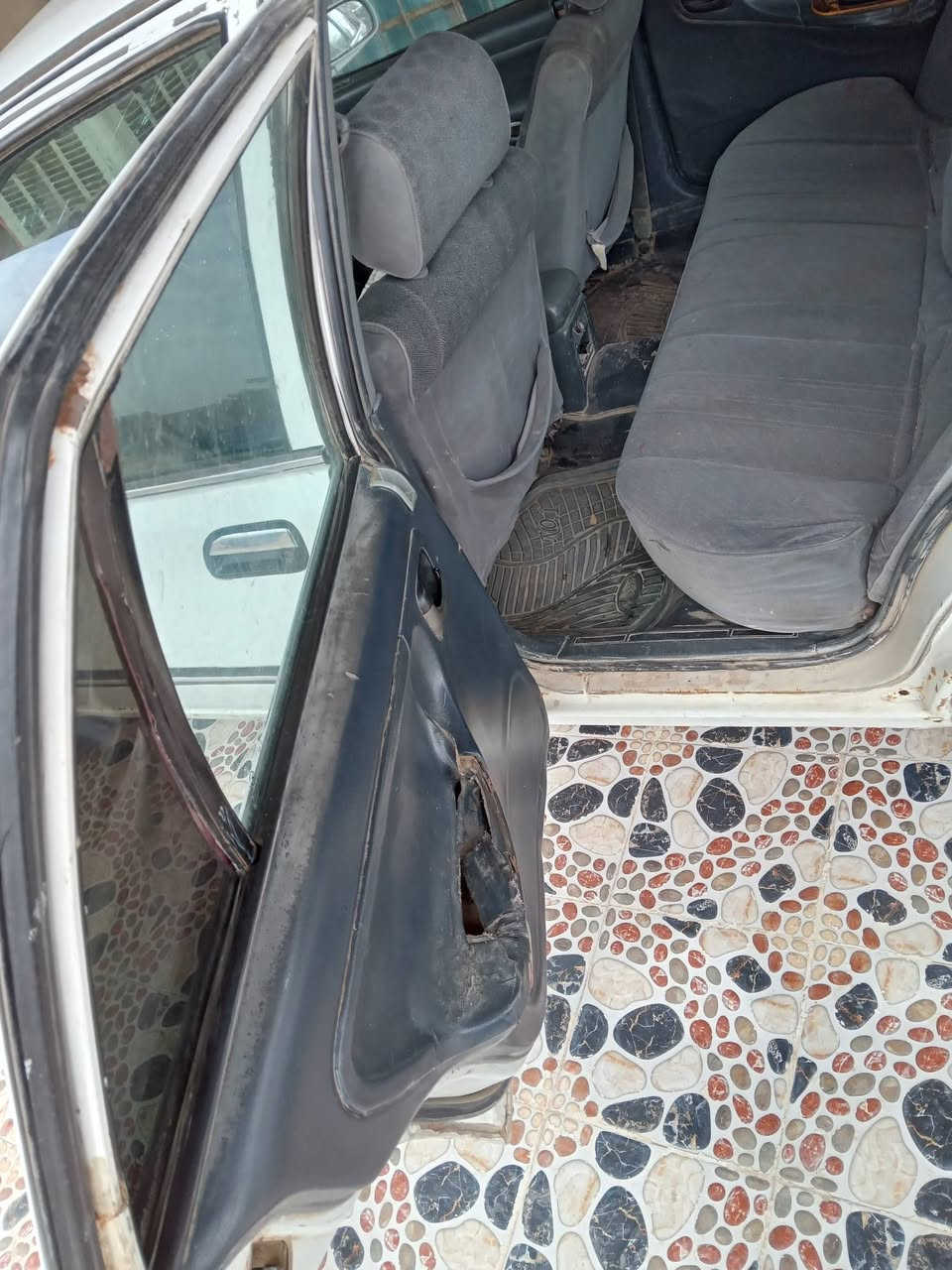سلام عليكم اخوان برنس سته وتسعين بغداد سنويه ما صاغطه مشروع وطني مكفوله كير ومحرك وشواصي سعر 34 متواچد في بغداد ول عزيزع رقم الهاتف*********** التصال علا ارقم فقط ما بي واتساب وانا في الخدمه
