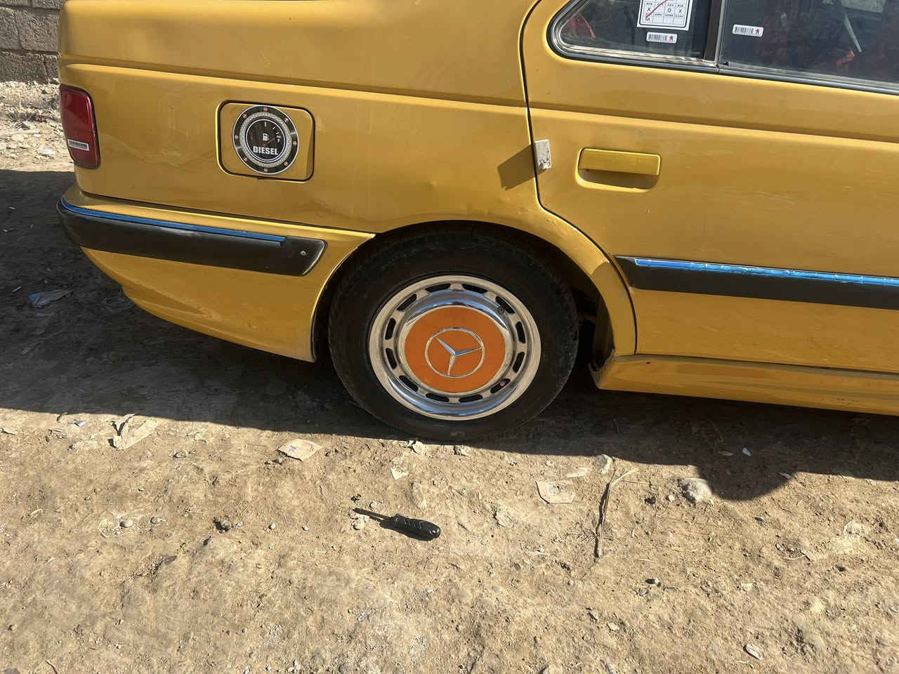 سلام عليكم شباب للبيع حجم 14 كبات تخم 4 الماني ستيل  مارسيدس  السعر 75 الف قفل والله سعرهن 300 الف بلاش مدينة الصدر ها ***********
