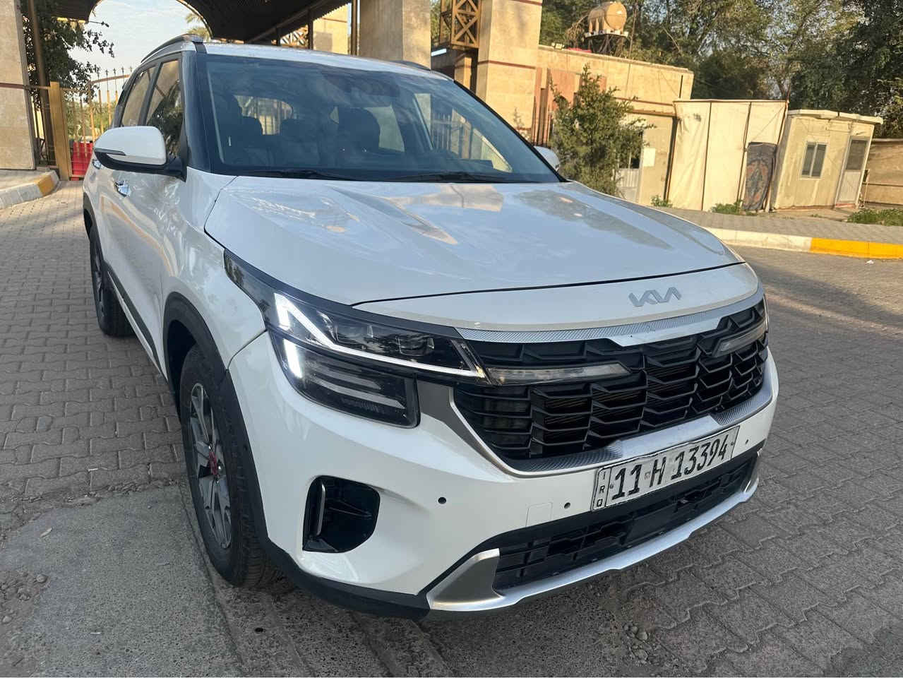 سيليتوس 21 خليجي 
وكالة الدولية ‏ العراقية 
بيها تبديل بنيد فقط نضربت عندي صوره الحادث موجوده 
حدثتها 25  مازدات بنيد شباك دعامية لدات كله lid 
 السياراة فول عدا الفتحه 
تحكم كامل ستيرن جهتين حرف D .
 ابل كاربلاي Android Auto سبع سماعات .
مثبت سرعة .
حساس اطارات .
حساسات خلفية 
إنارة داخلية محيطية تفاعلية مع الموسيقى. 
قطعتين تبريد 
محرك 1600 دوش كير at 
كشنات جلد  . 
كامرة خلفية دوارة
 كشاف ضباب . 
تبريد قطعتين.
دخول ذكي بدون مفتاح (بصمة)
مانع انزلاق 
مري شفط قابلة للطي . 
 والسيارة باسمي ورقم دولي جديد .
السعر 148 ورقه 
للتواصل :*********** بغداد, العراق
