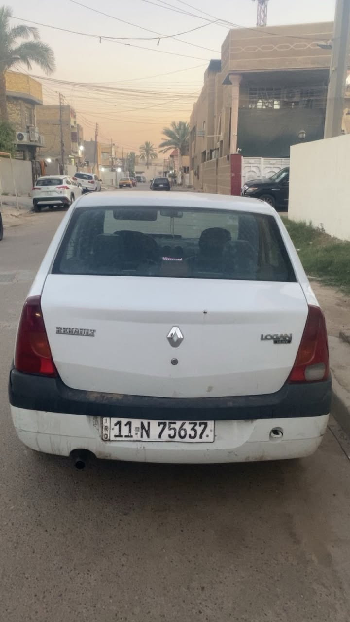 السلام عليكم رينو لوكان موديل ١٧ السياره مكفوله من الضربه لون ابيض رقم بغداد انكليزي مداور ثاني يوم مكاني بغداد البياع الشرطه الخامسه  سعره ٥٥ وبيه مجال بصيط رقمي ***********

