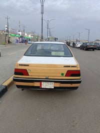 سلام وعليكم سياره حلو نضيفه البيع جاهزه 07710714894