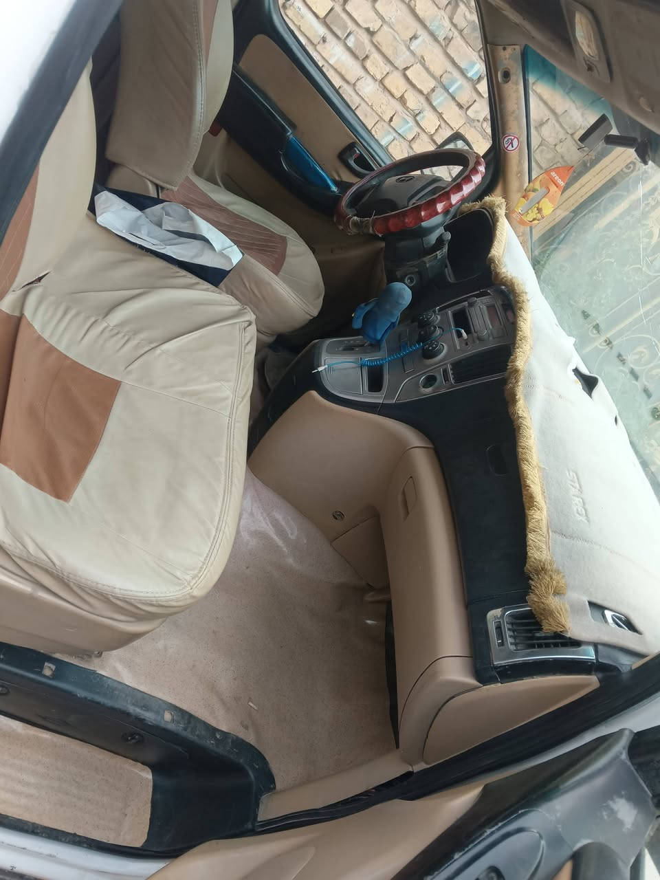 السلام عليكم ستاركس 2009مكلوبه محوره مسكرسورنتو رقم ذي قار  انكليزي بسمي   سياره جاهزه من كل شي تخم تاير كير مكينه كله جديد السعر 108وبيها مجال بسيط العنوان ناصريه سيد دخيل للاتصال ***********
