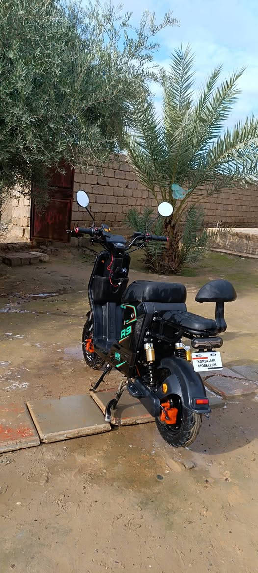 السلام عليكم ماطور شحن R9 للبيع خمسه باتري كهربائيات كلهى شقاله السعر 500 وبي مجال للستفسار ***********
