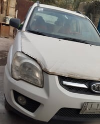 اخوان  كيا سبورتج 2009 قاصرين و القاصرين ثنين  أعمارهم 9 و8 سنوات سونا...