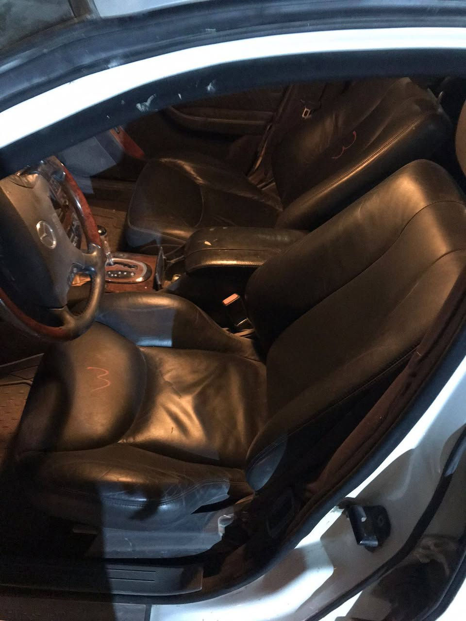 مارسدس غواصه 2001 صبغ عام محرك والكير نظيف كشنات جدد طخم تاير جديد رقم بغداد سعر 92 ورقه بيع او مراوس رقم الهاتف ***********
