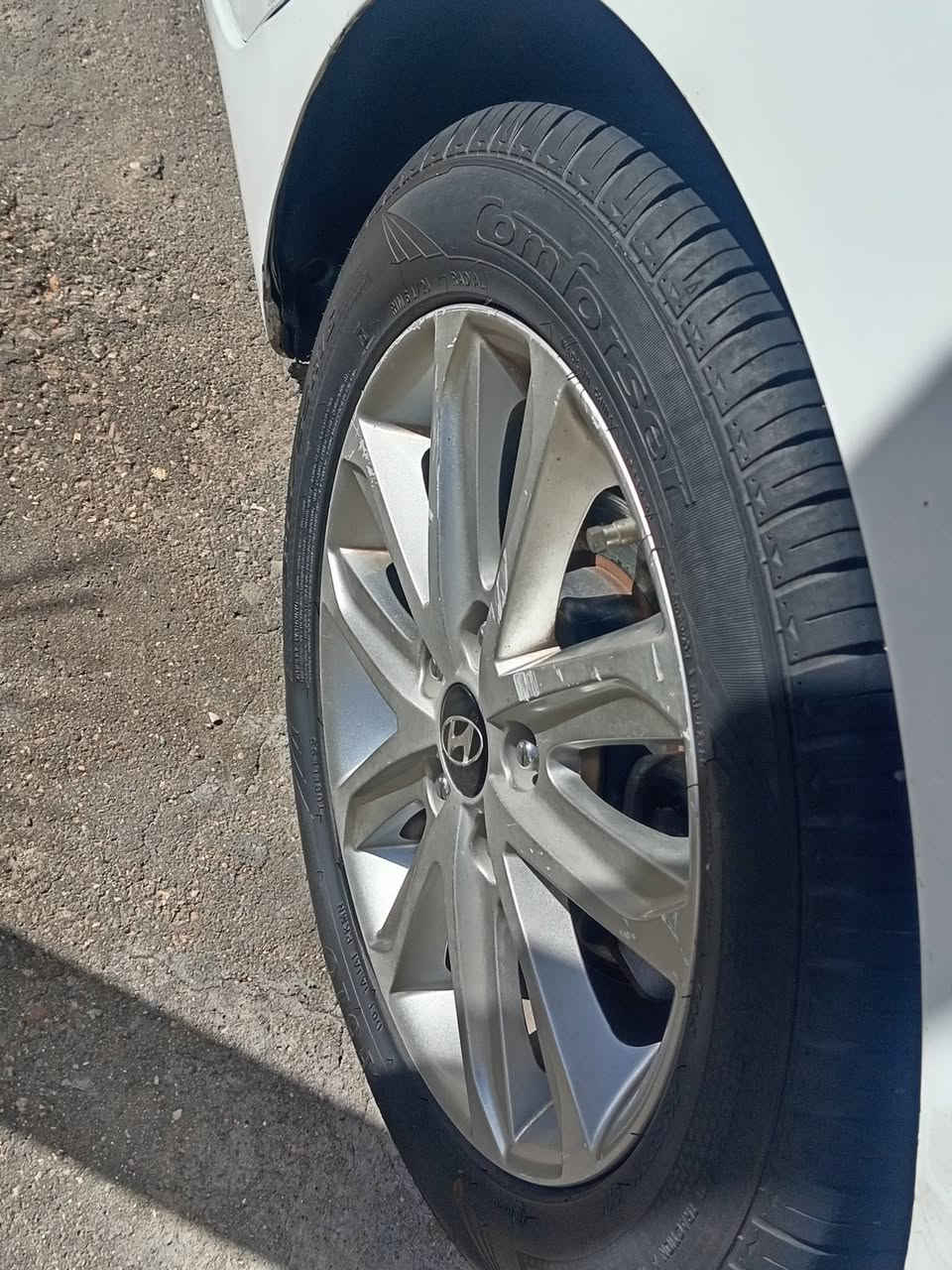 بشرط سعر مناسب
لنتراء موديل ٢٠١٥ خليجية رقم بغداد الدولي تحويل مباشر كفاله عامه بيها بردات كلش خفيفه مثل ماموضح مكينه ١٨٠٠ دوش المرغوب سنويه ٢٠٣٠ هزه جديده كير مكينه حداديه تبريد ثلج شرط الفحص تخم تاير منضومه زنون اشاير بالمري خمسه ويل كب
قطعتين تبريد مال جنايه
السعر مناسب جدا 
مكاني بابل مشروع المسيب
***********
