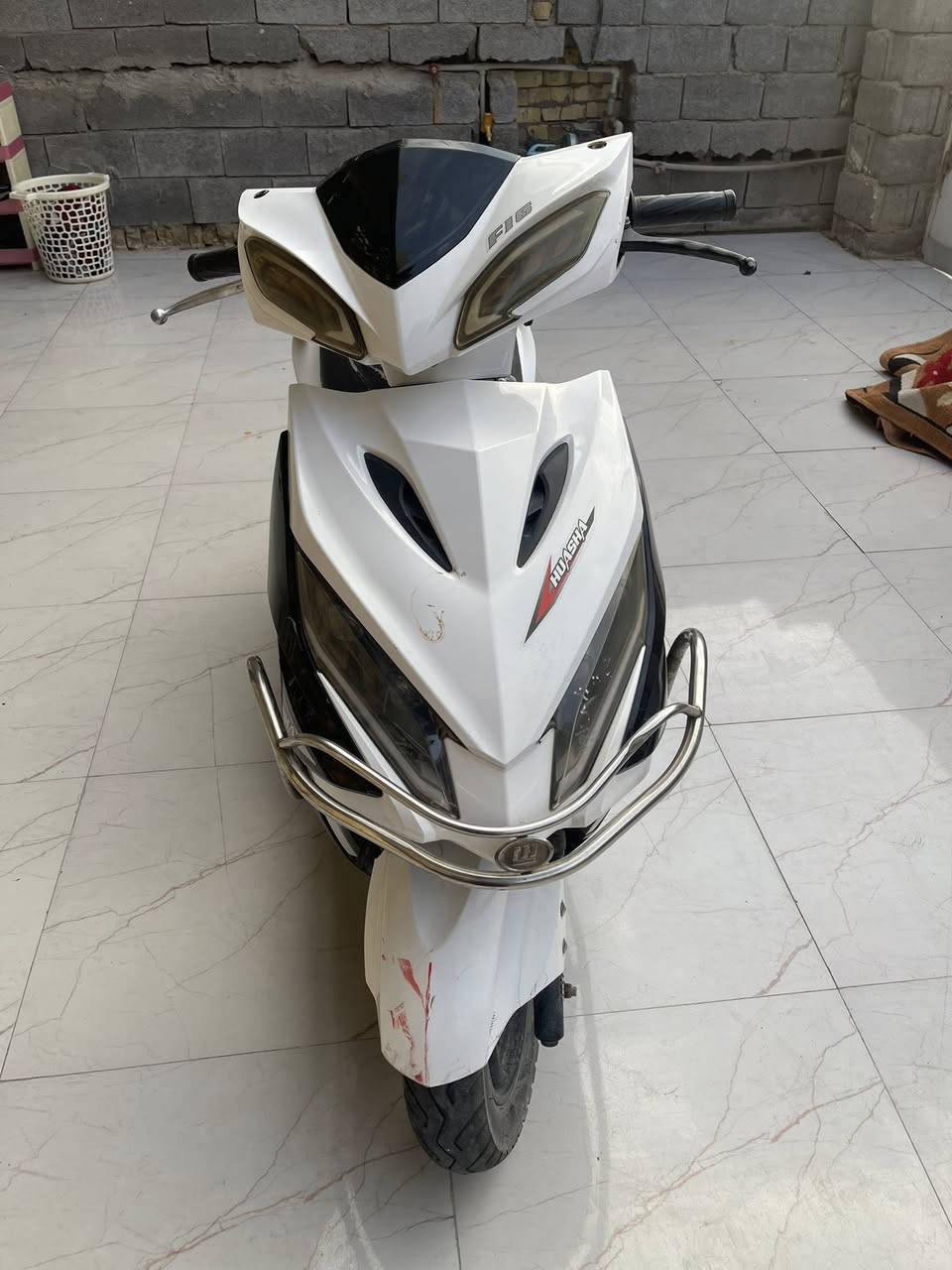 سلام وعليكم دراجه للبيع دراجه نضيفه 

***********
