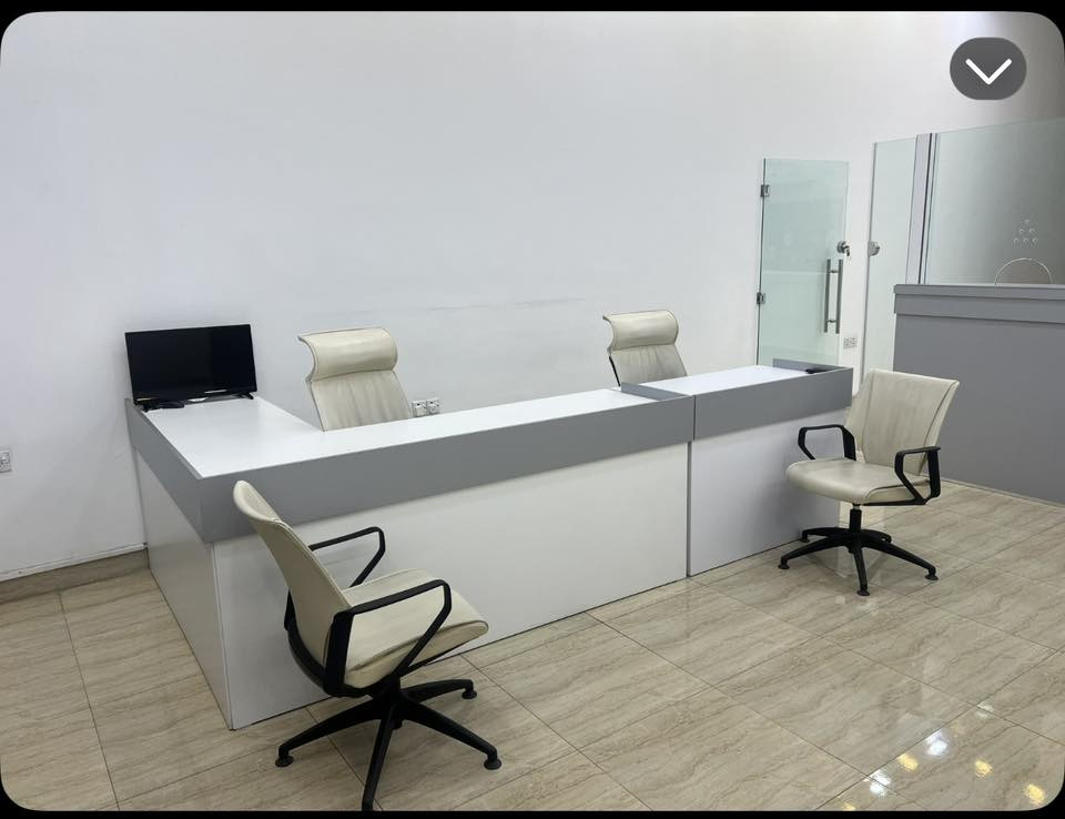 ميوزه وديكور صيرفه  للبيع
***********
