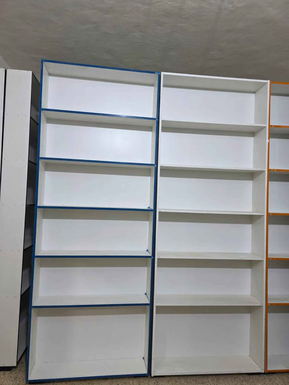 للبيع فاترينات جديد الاتصال *********** وتساب العماره ميسان عمارة, ميسان
