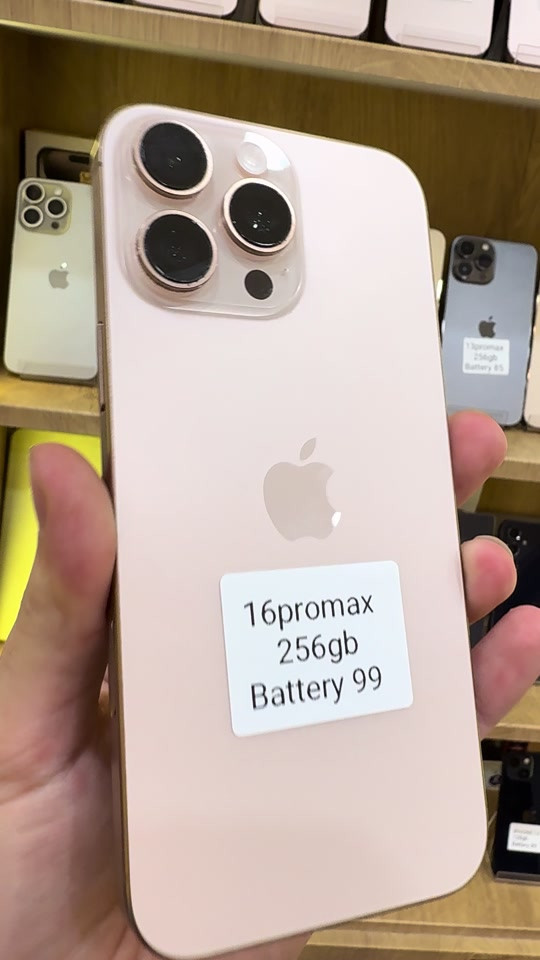 🔥 iPhone 16 Pro Max | بطارية 99% 🔥 مو كل يوم يجيك جهاز بهالنظافة! 😍📱 ✅ بطارية 99% ✅ أداء خارق وسريع بكل المهام ✅ كاميرات احترافية للتصوير الليلي والسينمائي ✅ شاشة ProMotion سلسة بشكل رهيب ✅ حالة ممتازة وجاهز للاستخدام 💥 فرصة للّي يريد بروماكس نظيف بدون ما يدفع سعر الجديد 📩 للحجز والاستفسار راسلنا خاص 🚚 شحن لجميع المحافظات #iPhone16ProMax #16ProMax #Apple #ايفون16بروماكس #ايفون             🚀📱


**إذا كنت صاحب هذا الإعلان وتريد حذفه لأي سبب، رجاءا أرسل رسالة إلى الدعم الفني**