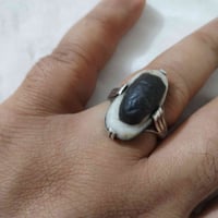 قيم • ثكيل • اكسسوار