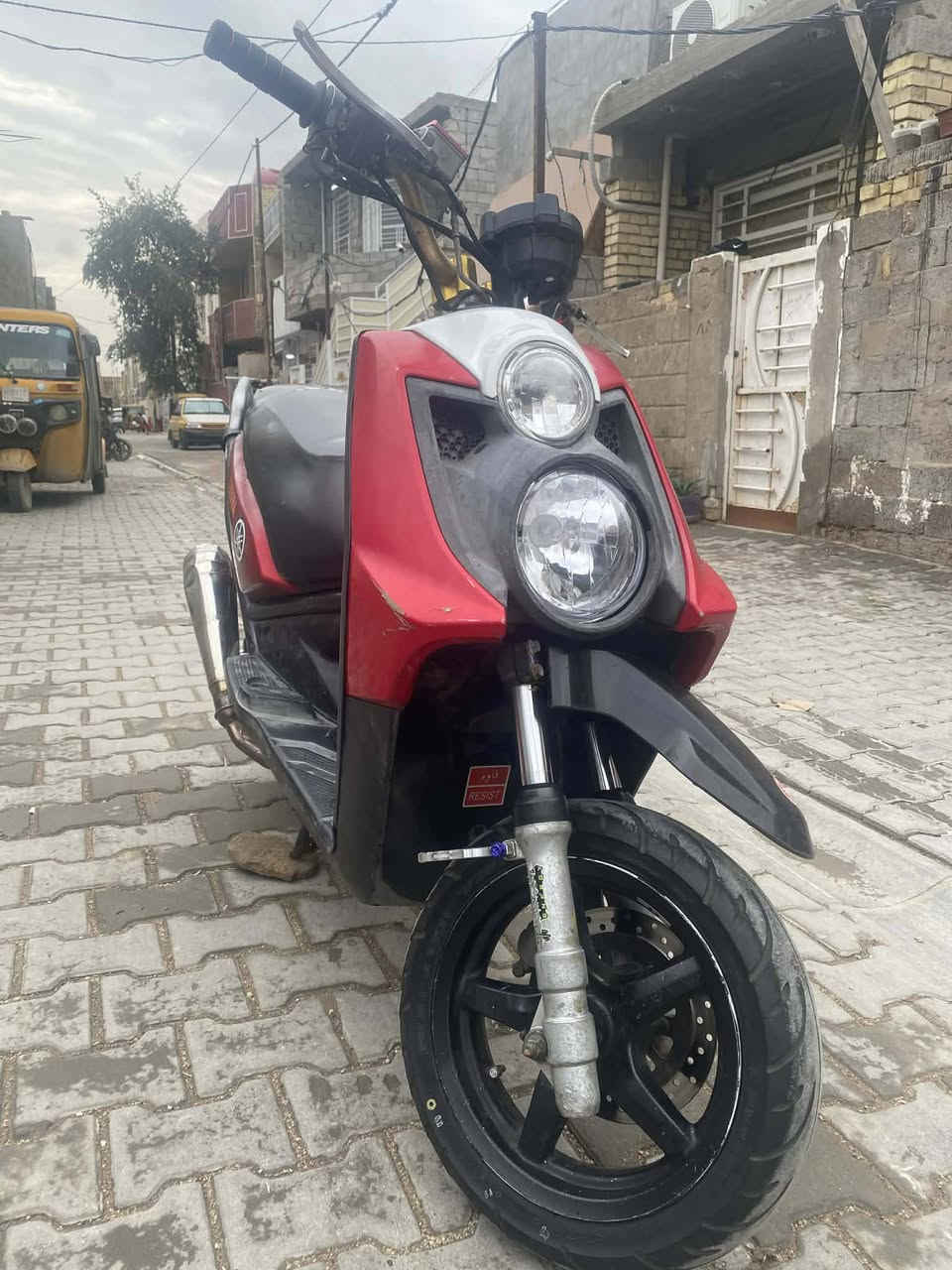 السلام عليكم للبيع جبلي مختلفة💯  ملغومة تزويد 💪خارجي مكينة بلاد دراجة نكرة سلف خير من الله شلعة ومعدل شك الكاع مكينة خرسة مينسمع آلهة صوت بلادية
دراجة بيهة تزويد 
١ـ ستيرت NSYذهبي.  ٢ـ دشبول الكتروني ٧ الوان 
٣ـ كلجات امامي خلفي رياضي. ٤ـ دبلات خلفي أبو البطل 
٥ـ صالنصة فكتوريا      ٦ـ قاعدة رقم WF
٧ـ يدات بريك BOSH   ٨ ـ يدات بانزين KOSO 
٩ ـ سبايدر رياضي قطعتين  ١٠ ـ قطرة وسلف 🍒 NSY٠ ١١ـدراجة بيهة كلوب زنون قوي  ١٢ـ فراك بريك WF
١٣ ـ قبغ عنبار NSY    ١٤ـ تعلاكة NSY ذهبية 
١٥ـ ملقط فضي  
الدراجة تزويدهة كلة (اصلي) 
المكان بغداد الشعب    السعر  ب٩٥٠ 
الشراي خاص او اتصل ***********
