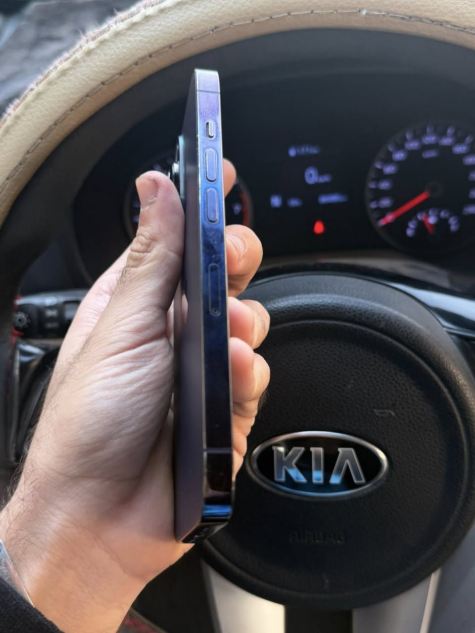 ١٤ برو دبل سمكارت ذاكره ٢٥٦ بطارية ٧٨ كفالة عامة الجهاز وتر بروف ب٥٤٠ قفل بغداد زيونه ***********
