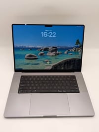 ماكبوك برو • M1 Pro • ٣٢ جيجا رام