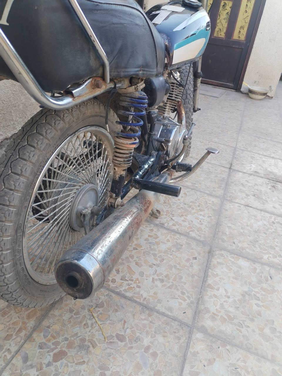 كلك للبيع ماعيزه برغي السعر ٢٥٠ اتصل وتساب *********** مكان نجف كوف
