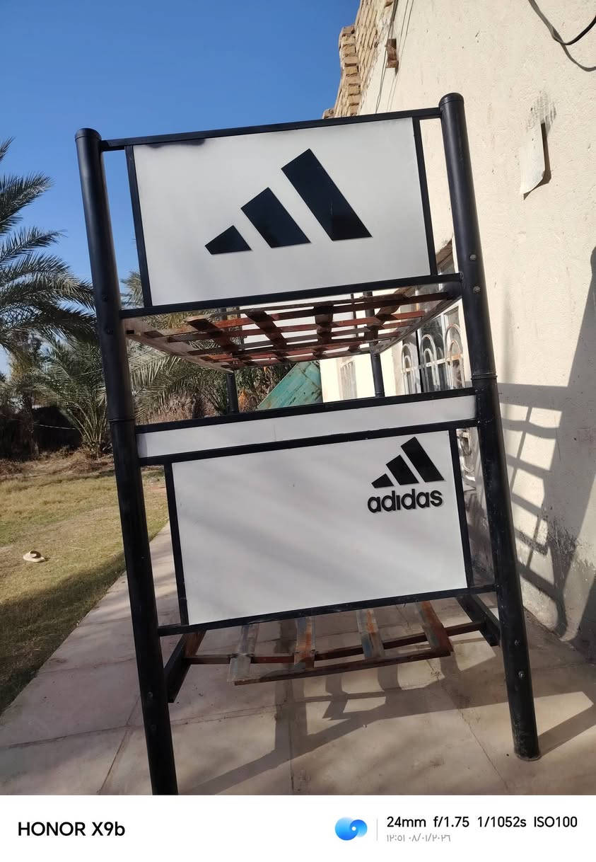 السلام عليكم لبيع جرباية طابقين لاستفسار الاتصال *********** . يوجد خدمة توصيل
