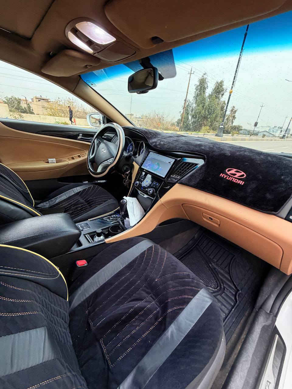 سوناتا مديل 2010 سيارة بيت  رقم دهوك
ابيض صدفي 
بدون ضرر فقط جاملغ بارد طرف السائق الامامي 
تبريد أمامي خلفي 
سقف بانوراما
كشنات خزن وتدفئة
سنوية جديدة هزة جديد 
محرك وكير كفالة 
طخم أمامي خلفي جديد
مواصفات اهواي...الخ
السعر 127 وبي مجال 
للتواصل والاستفسار واتساب واتصال 
***********
موصل/رشيدية
