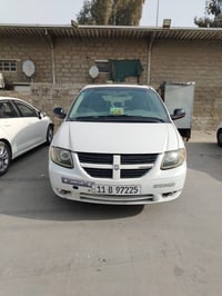 كرفان ٢٠٠٦ • ٣٣٠٠ سي سي • رقم دولي