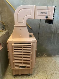 مبردة للبيع نضيفة جداً للتواصل 07702403835