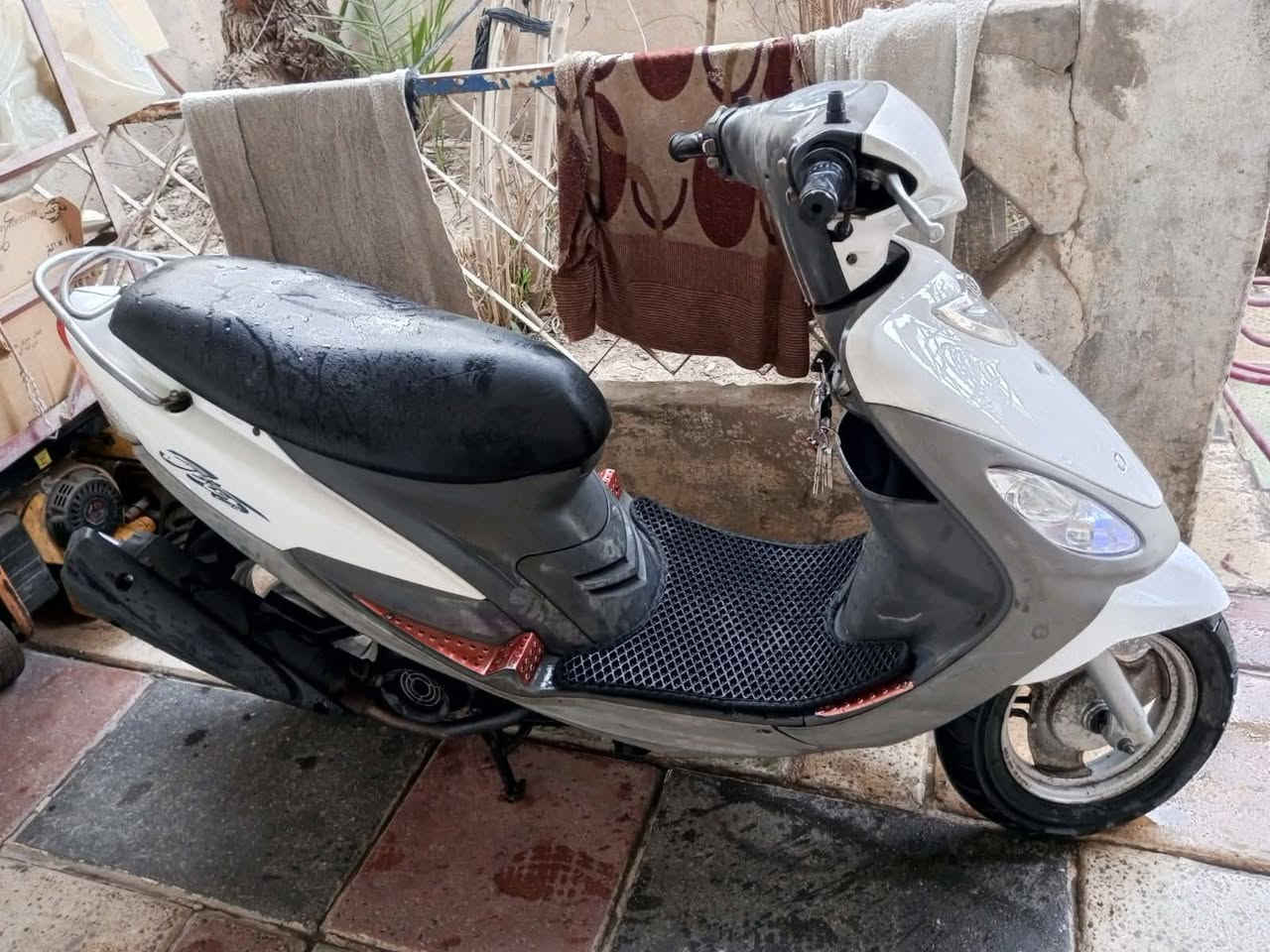 سلام عليكم دراجة  ماكس لبيع دراجة رمبة وجديدة وسعر 900وبيهة مجال هاذة رقم***********
