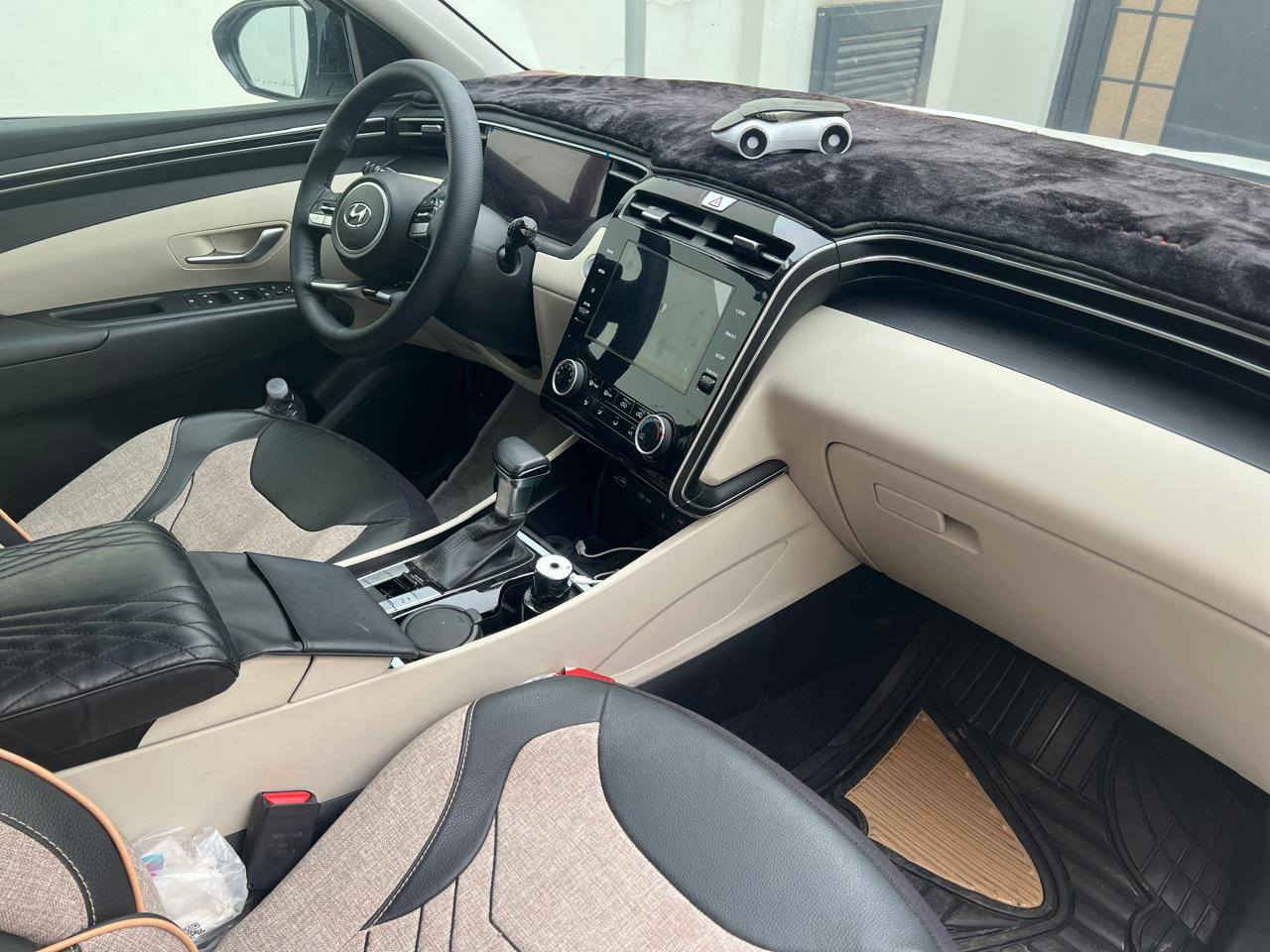 🚗 للبيع — توسان 2024 خليجية / ماشية (7) آلاف كم فقط 
• النوع: هيونداي توسان
• الموديل: 2024
• المنشأ: خليجية
• الممشى: 7000 كم فقط
• الحالة:  نظيفة جداً بحالة الزيرو بيها بارد بسيط بالجنطة 
• مغلفة عازل حراري الأمريكي الأصلي 
• مكانها بغداد العامرية أو المنصور 

💰 السعر: 225 ورقة
 
📞 للتواصل:***********
