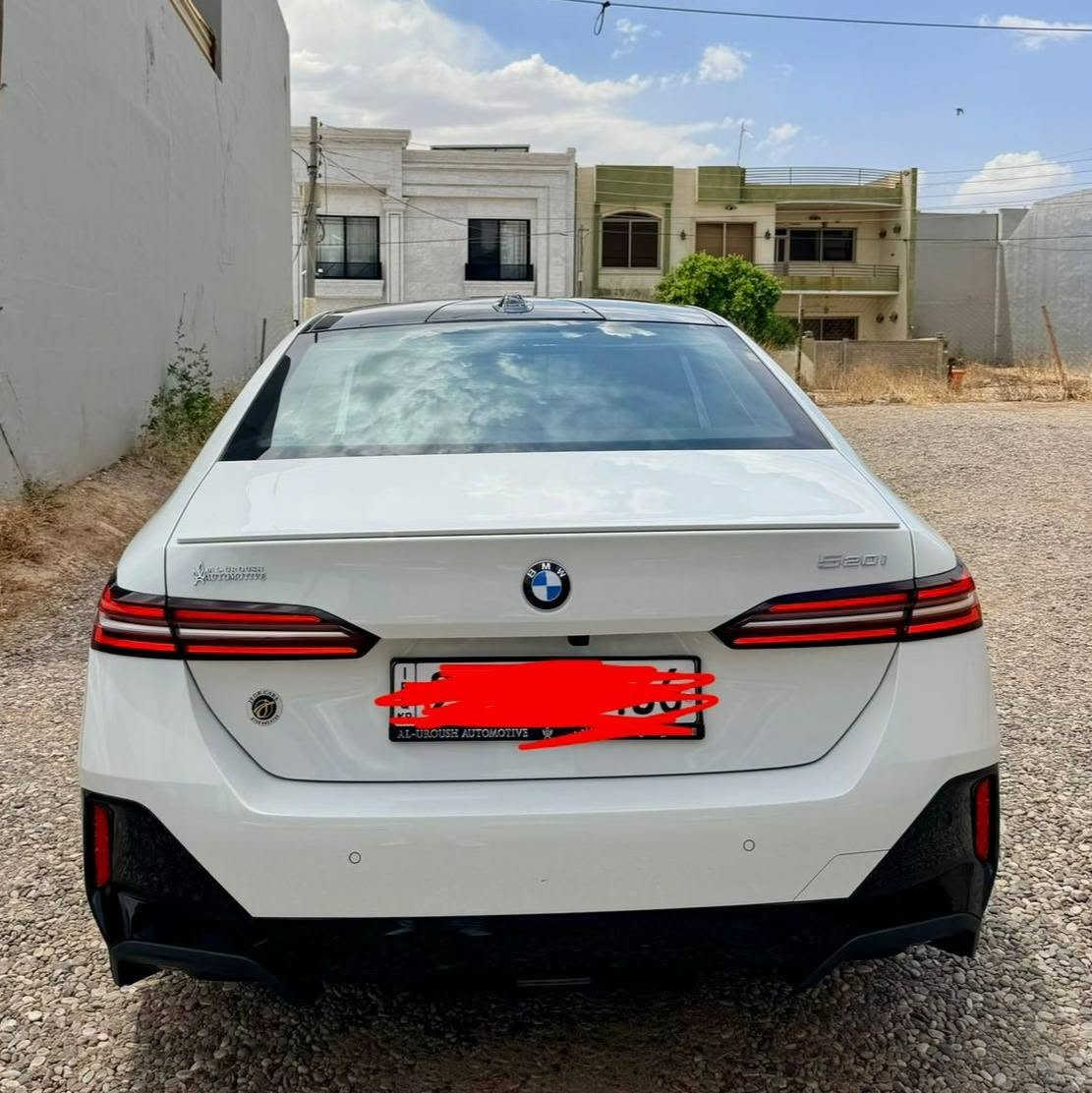 بي إم دبليو 520i 2024

رقم أربيل الموديل: 2024
الفئة: 520i
الوارد: وكالة شركة العروش
الممشى: 20,000 كم فقط

السيارة بحالة ممتازة وكلين تايتل، وتحت كفالة الشركة مع خدمات الصيانة لمدة 5 سنوات.

التفاصيل:

- يوجد PDR بسيط جداً بحجم بستة ونصف تقريباً في باب السائق
- كير ومكينة وكهربائيات بشرط
- لا توجد أي مشاكل أو ملاحظات على السيارة

المواصفات:

- بصمة
- فتحة سقف بانوراما
- مقاعد جلد
- مقاعد كهربائية
- تدفئة مقاعد
- شاشة كبيرة
- كاميرات
- رادار
- نظام المحافظة على المسار
- ناقل حركة إلكتروني
- فرامل إلكترونية مع Auto Hold
- إنارة LED
- Apple CarPlay
- العديد من المواصفات الأخرى

💲 علق سوف يوصلك الرسائل سعر 

رقم الهاتف: ***********
