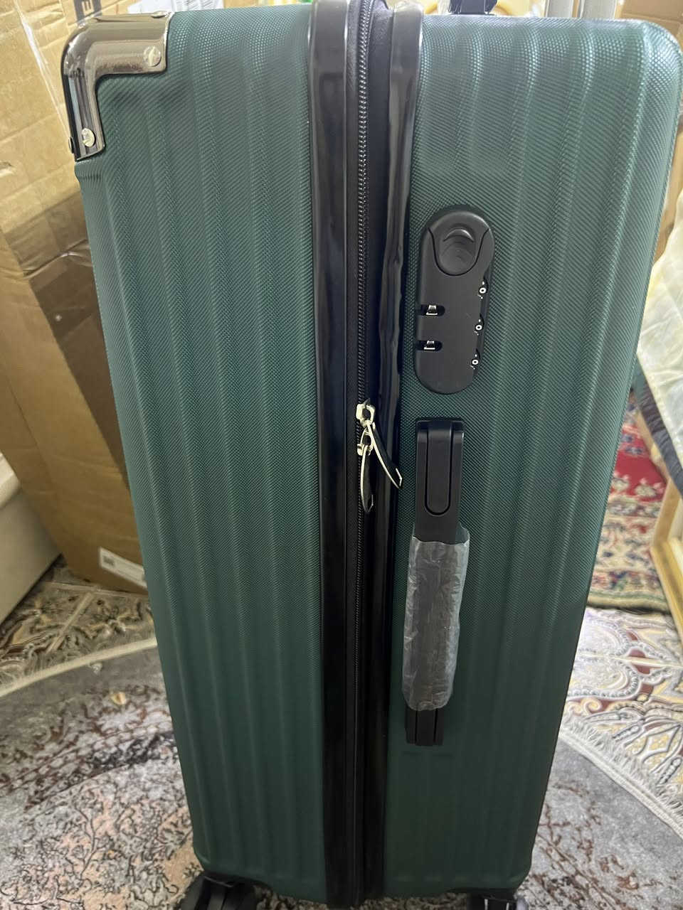 جنطه سفر اكبر قياس مدرعه جديده الطول 65سم والعرض40سم اول تم ٤٥


**إذا كنت صاحب هذا الإعلان وتريد حذفه لأي سبب، رجاءا أرسل رسالة إلى الدعم الفني**