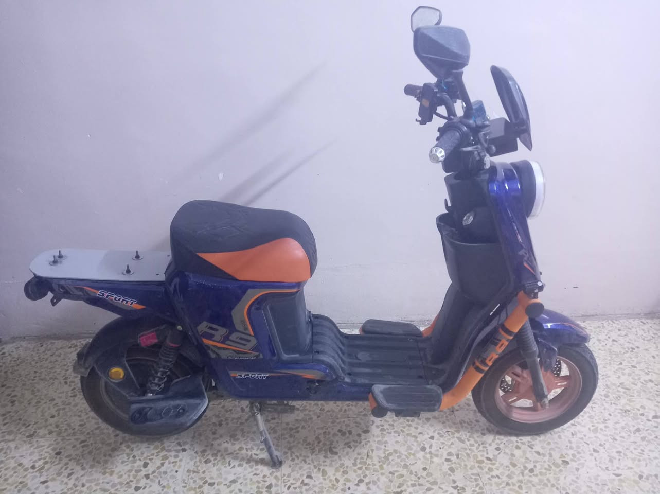 بيع مستعجل اسمو R9 سعرو 350 مكان جانب الأيمن حي المعلمين قرب جامع الخلد


**إذا كنت صاحب هذا الإعلان وتريد حذفه لأي سبب، رجاءا أرسل رسالة إلى الدعم الفني**