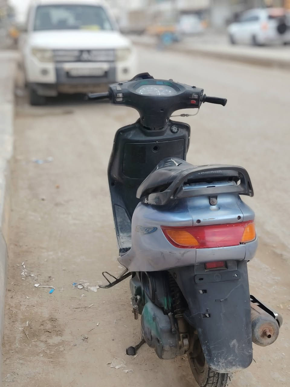 فراشه فحل دراجه مكينه كفاله ما مفتوحه شغاله سلف هندر و شلع والمكينه ناعمه قبل ٤اشهر نازله من الوكيل سعرر ٥٥٠ وبيها مجال حقكك جيه
مكاني دوانيه 
 ***********
