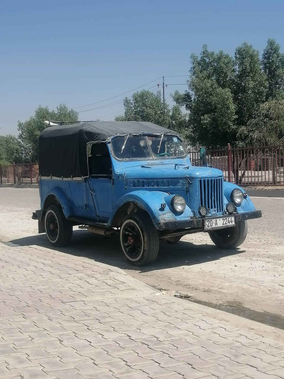 جيب للبيع رقم ديالئ انكليزي باسمي سياره حلو ومرتبه سعرها4 وربع ***********
