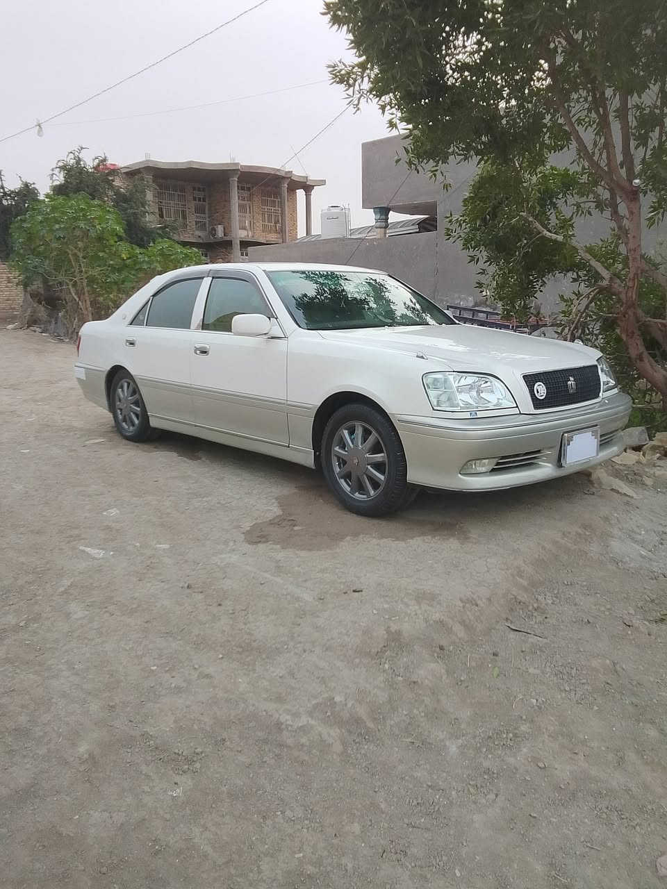 سلام عليكم سياره كراون 2003 اصل مدفوع كمرك وضريبه كامله باقيه بس لوحات السياره 3دكم كرستال شاصي 75 خضراوي طوخ تبريد منضومه زنون رقم كركوك الشراي يصل عل رقم *********** او مراسله الصفحه
