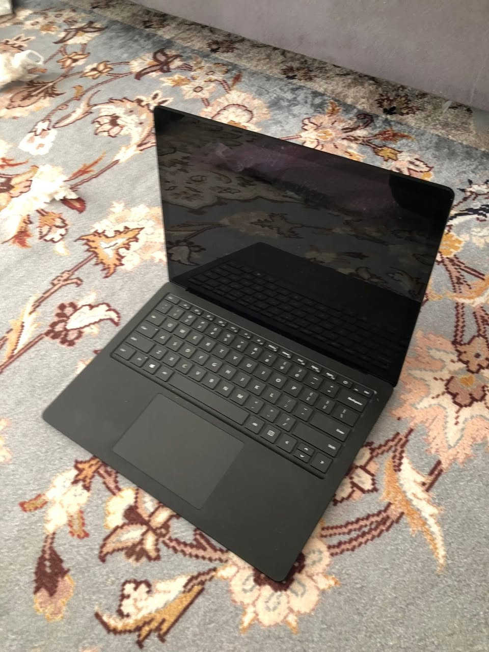 بيع فقط
السلام عليكم 

حجم 13.5

شاشة 2K IPS لمس QHD

Core i7 1185G7 G7 جيل 11 

Ram 16GB DDR4 4333mhz

HARD 256 SSD قابل للتطوير 

كرت شاشة انتل Iris xe 8gb g7

بطارية يدوم لحد 6-8 ساعةt

مصنوع من الومينيوم و جلد الكانترا الايطالي 

كاميرا 720 HD كلش واضح 

نسخه business edition رجال الاعمال 

Face ID فتح بل وجه نفس آيفون 

مستخدم قليل جدا 

650 الف  لمس  

بيع فقط! 

مع شاحنه بلاديه100%


**إذا كنت صاحب هذا الإعلان وتريد حذفه لأي سبب، رجاءا أرسل رسالة إلى الدعم الفني**