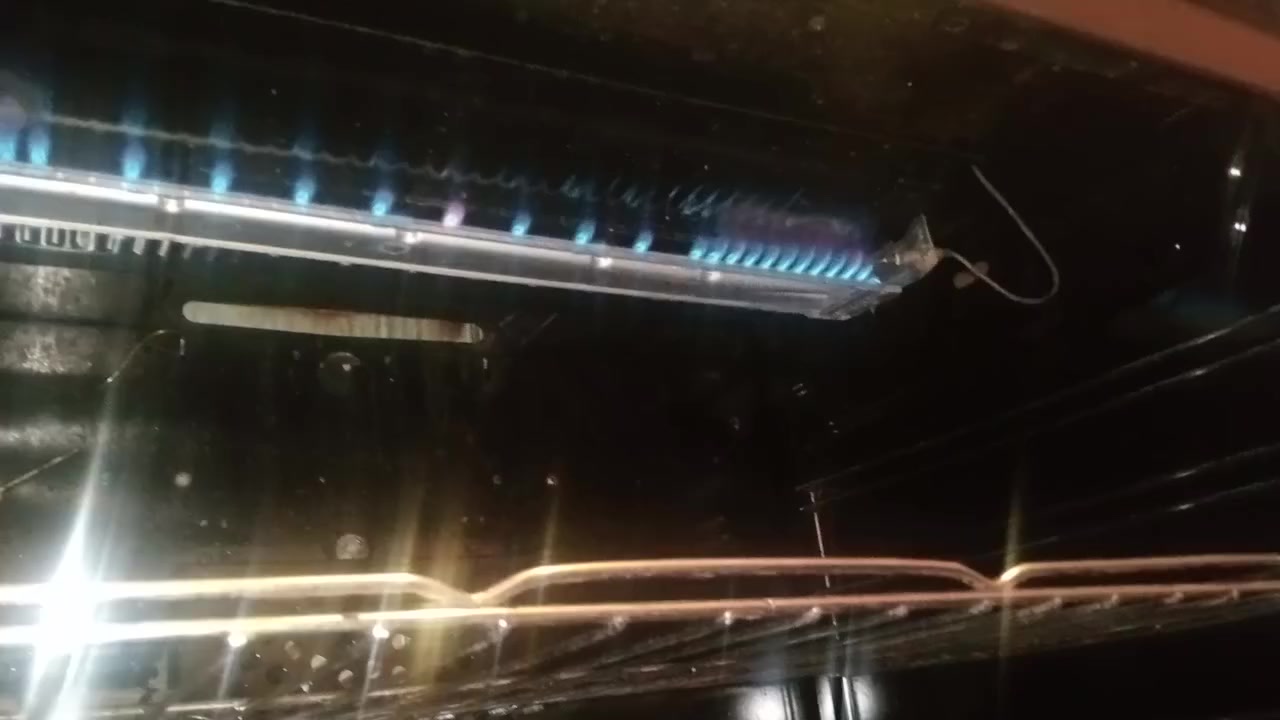 طباخ للبيع ماركت. unionaire يونير شرط شغل جديد نضافه 85ل90 طباخ يحتوي على مستشعر امان سعر 200 مانت الله جديد سعر 450 دولار  ذا تردون بحثو على سعره  لعنوان بغداد لمشتل حي المعلمين


**إذا كنت صاحب هذا الإعلان وتريد حذفه لأي سبب، رجاءا أرسل رسالة إلى الدعم الفني**