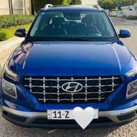 السلام وعليكم للبيع هونداي فينو 2023  حادثها مثل ما موضح قطعه وحدة بدو...