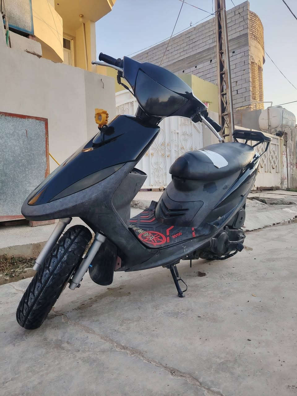 السلام عليكم
دراجه ماكس عدله 120 للبيع بوشه 49 كهربائيات كامله كلها دراجه نضيفه وحلوه عليها دبلات أمامي وخلفي جدد + كلجات أمامي وخلفي+كابريتر جديده دراجه معمره بالكامل مكينته مفتوحه مره وحده مبدل بيها ولفات شلعه ومعدل خير من الله السعر 575وبيها مجال مكاني ديالى بعقوبه السايدين للأستفسار ***********واتساب فقط.
