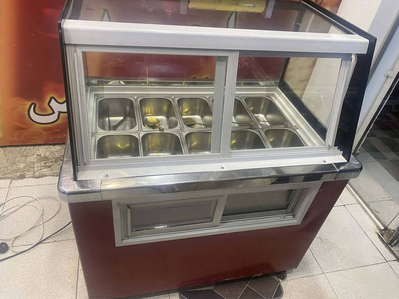 براد مقبلات نظيف 100 ‎%‎ مرتب مكانه نجف نفط غري


**إذا كنت صاحب هذا الإعلان وتريد حذفه لأي سبب، رجاءا أرسل رسالة إلى الدعم الفني**